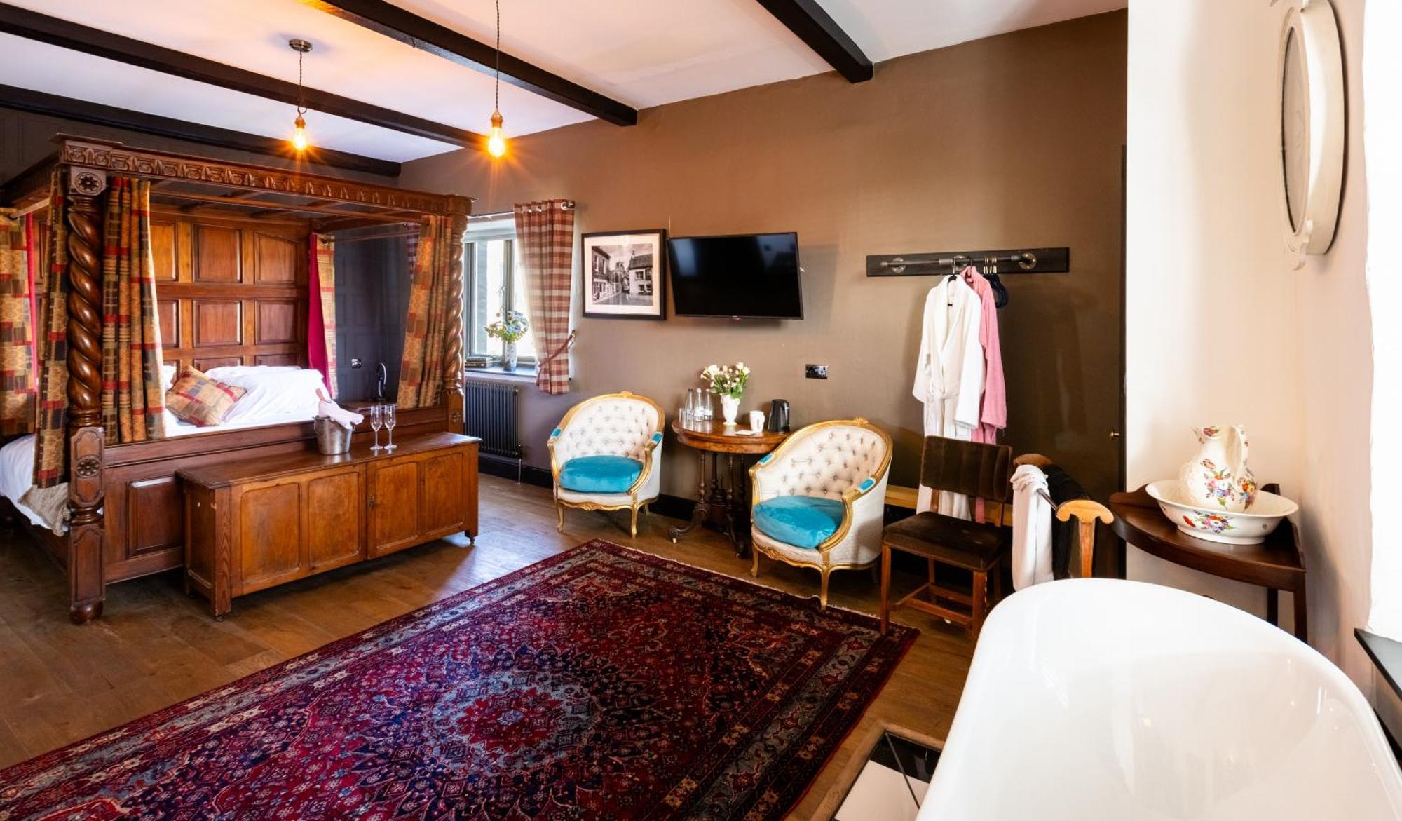The Kings Arms Hotel Картмел Екстериор снимка